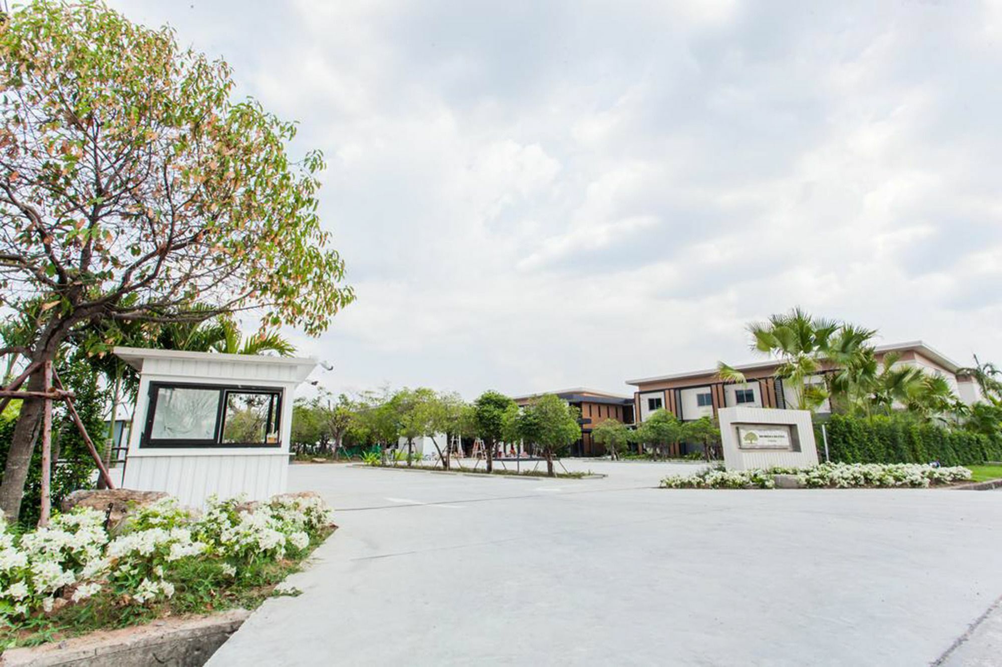 Morino Hotel Si Racha Ngoại thất bức ảnh